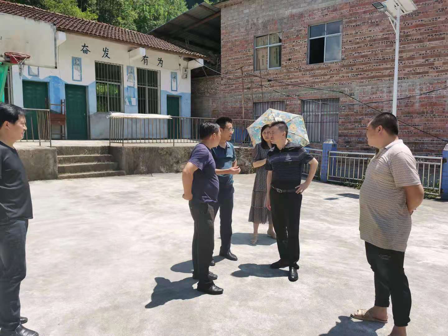 41c70fb6d14c8fc04b09ad8cc507388.jpg